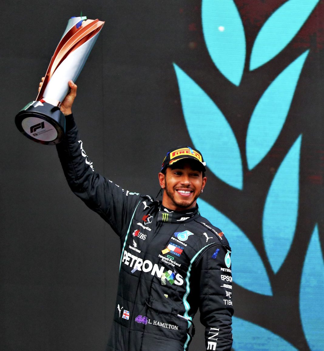 GFakR23XsAAq5PF Lewis Hamilton