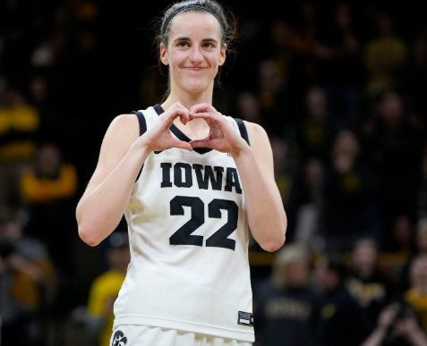 Caitlin Clark Responds to Chennedy Carter Incident-"I mean basketball is competitive" - THE SPORTS ROOM