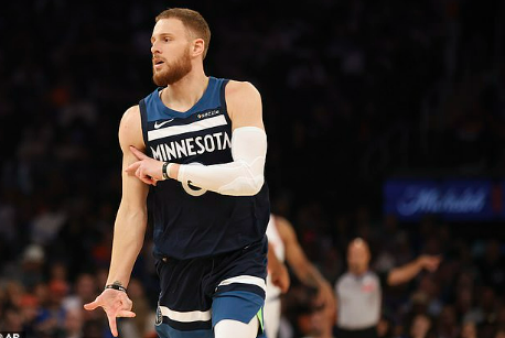 Heated Exchange Between Donte DiVincenzo and Rick Brunson Post Knicks-Timberwolves Game