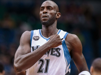 Kevin Garnett Praises Dalton Knecht as Lakers' Third Option