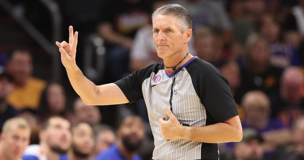 Los Angeles Clippers v Phoenix Suns - Game Two