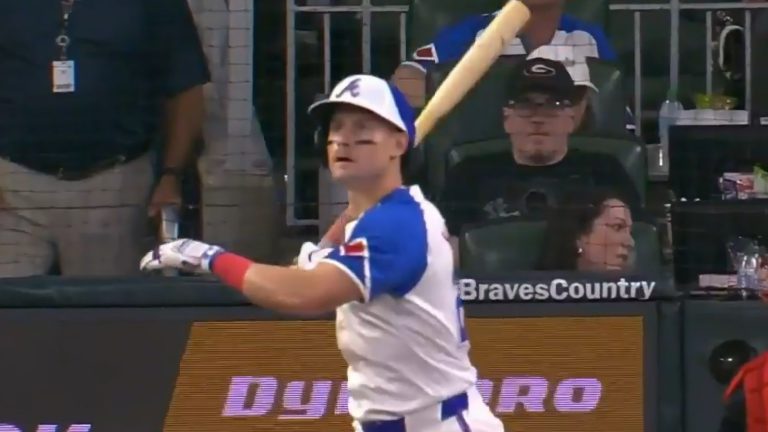 After appreciating a base hit, Jarred Kelenic is humiliatingly dismissed