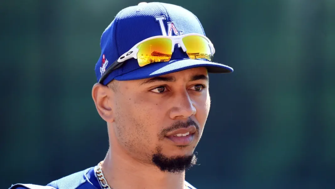 Mookie-Betts-1200xauto