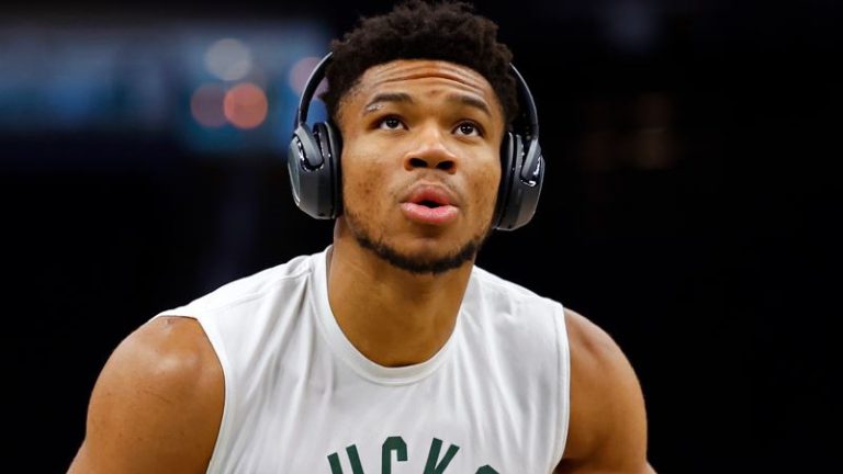 Unexpected information regarding Giannis Antetokounmpo’s future comes to light